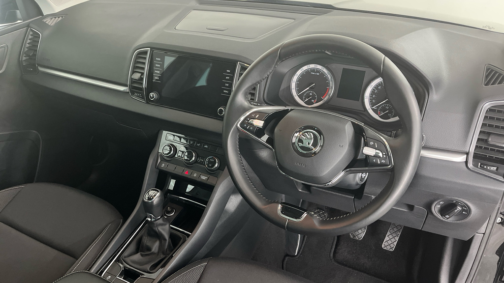 Skoda Karoq 2.0 Tdi Se Drive Suv Euro 6 Ss Black #6