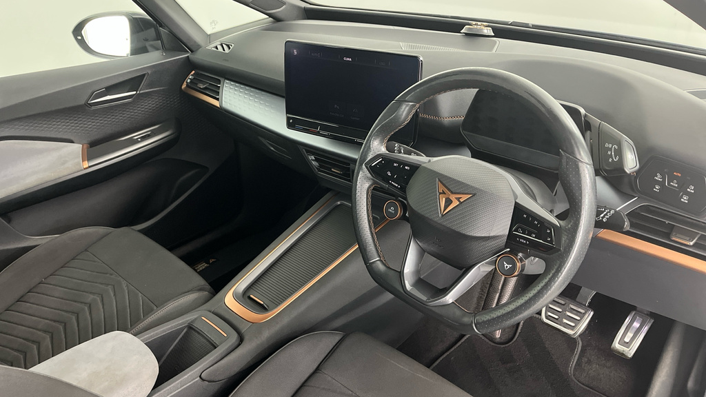 Cupra Born E-boost 58Kwh V1 Hatchback 230 YO24WKT Silver #6