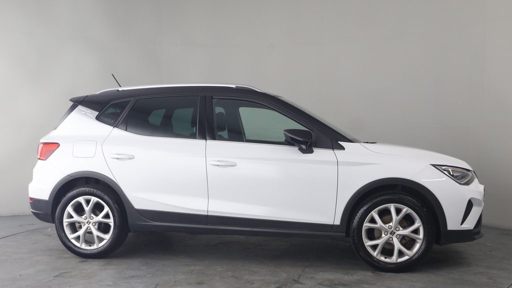 Seat Arona 1.0 Tsi Fr Suv Euro 6 Ss 115 CF74VMV White #4