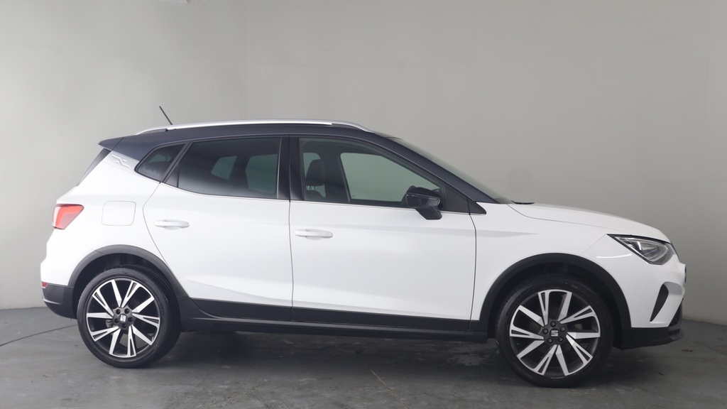 Seat Arona 1.0 Tsi Fr Edition Suv Dsg Euro 6 Ss AV72WWM White #4
