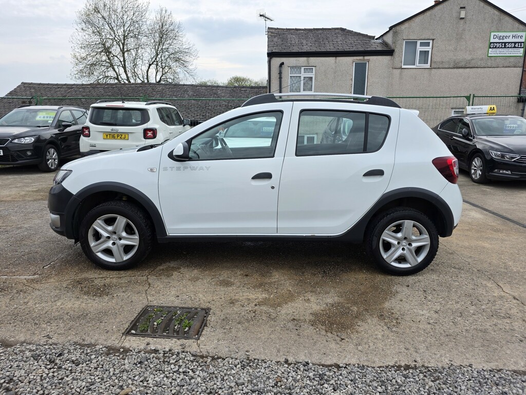 Dacia Sandero Stepway Hatchback 0.9 Tce Laureate 201363 PJ63SJX White #4