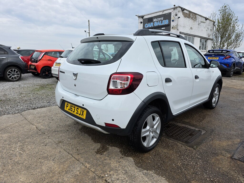 Dacia Sandero Stepway Hatchback 0.9 Tce Laureate 201363 PJ63SJX White #6