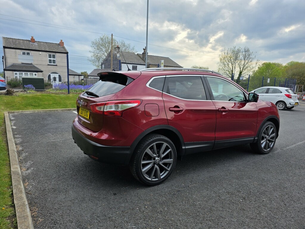 Nissan Qashqai Suv 1.5 Dci Tekna 201717 SD17EXG Red #6