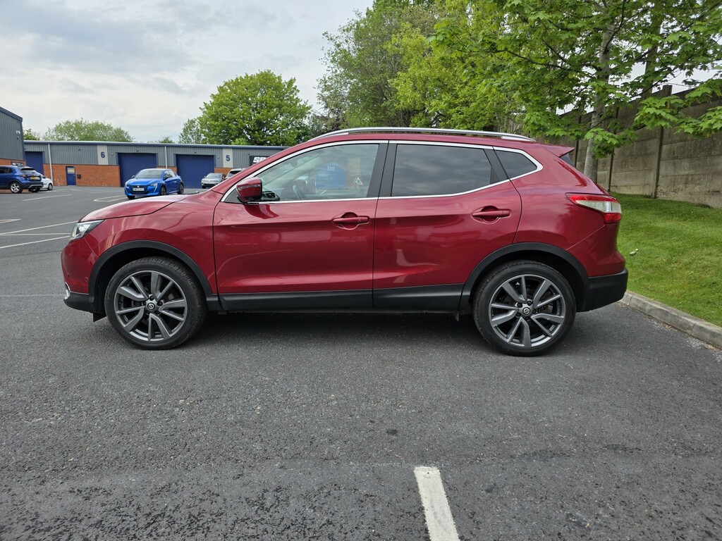 Nissan Qashqai Suv 1.5 Dci Tekna 201717 SD17EXG Red #4