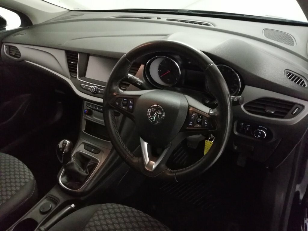 Vauxhall Astra 1.4L Tech Line Nav VE69KYP Blue #6
