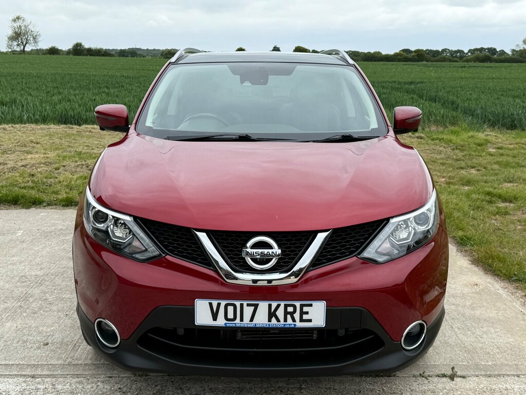 Nissan Qashqai 1.6 Dci Tekna Suv Xtron 2Wd Euro 6 Ss Red #3