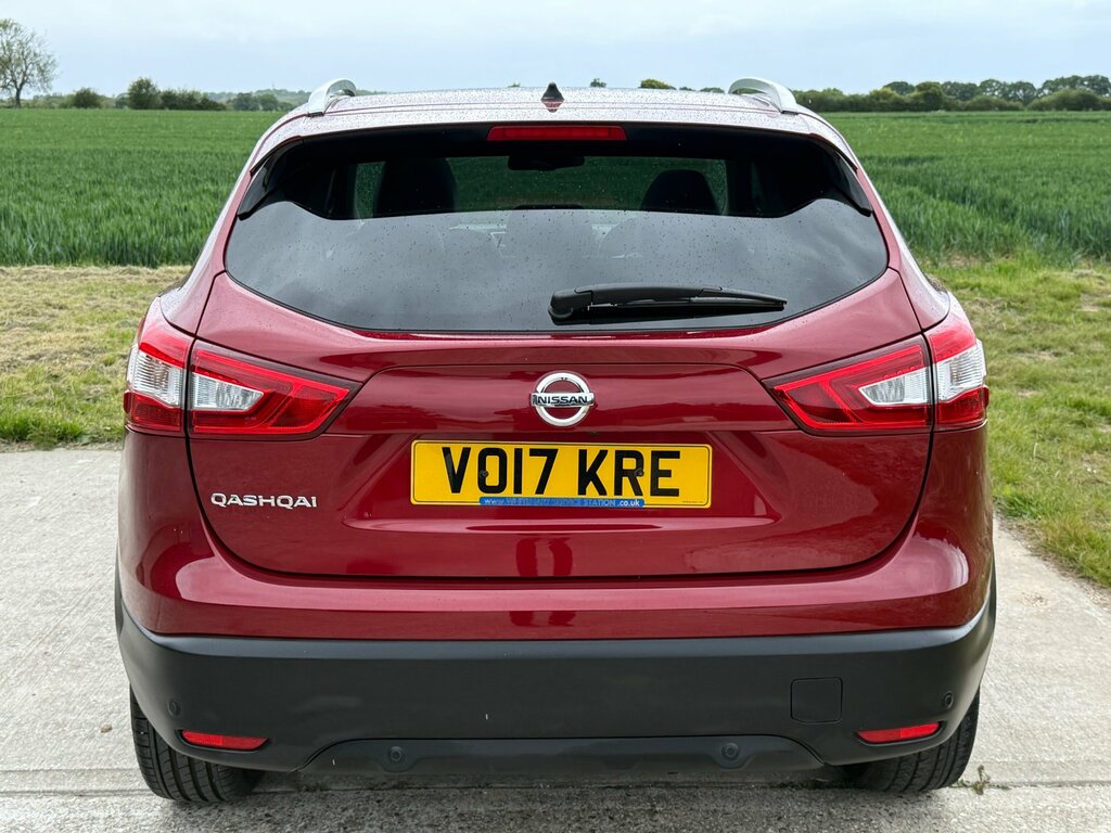 Nissan Qashqai 1.6 Dci Tekna Suv Xtron 2Wd Euro 6 Ss Red #4