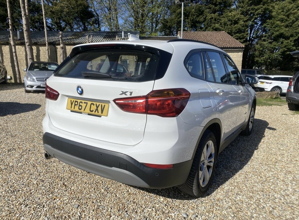 BMW X1 Suv 2.0 X1 Sdrive18d Se 201767 White #2