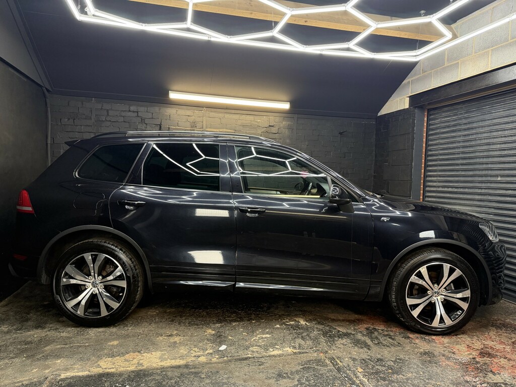 Volkswagen Touareg 3.0 Tdi V6 Bluemotion Tech R-line 2013 DA63XDH Black #3