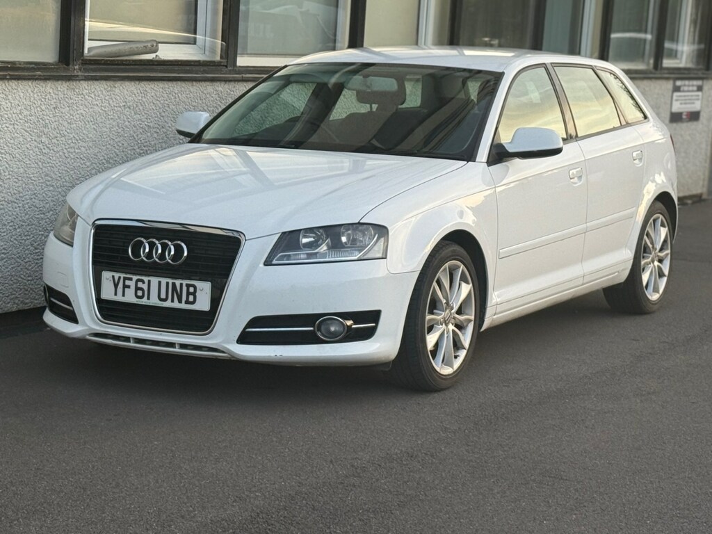 Audi A3 1.6 Tdi Sport White #3