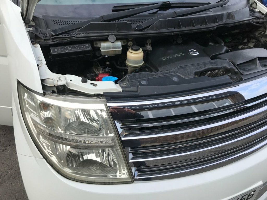 Nissan Elgrand Automatic #27