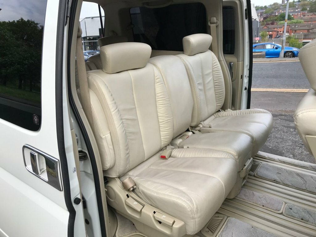 Nissan Elgrand Automatic #12