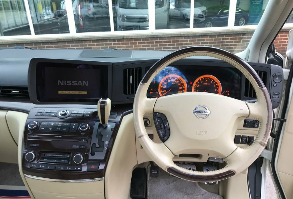 Nissan Elgrand Automatic #10