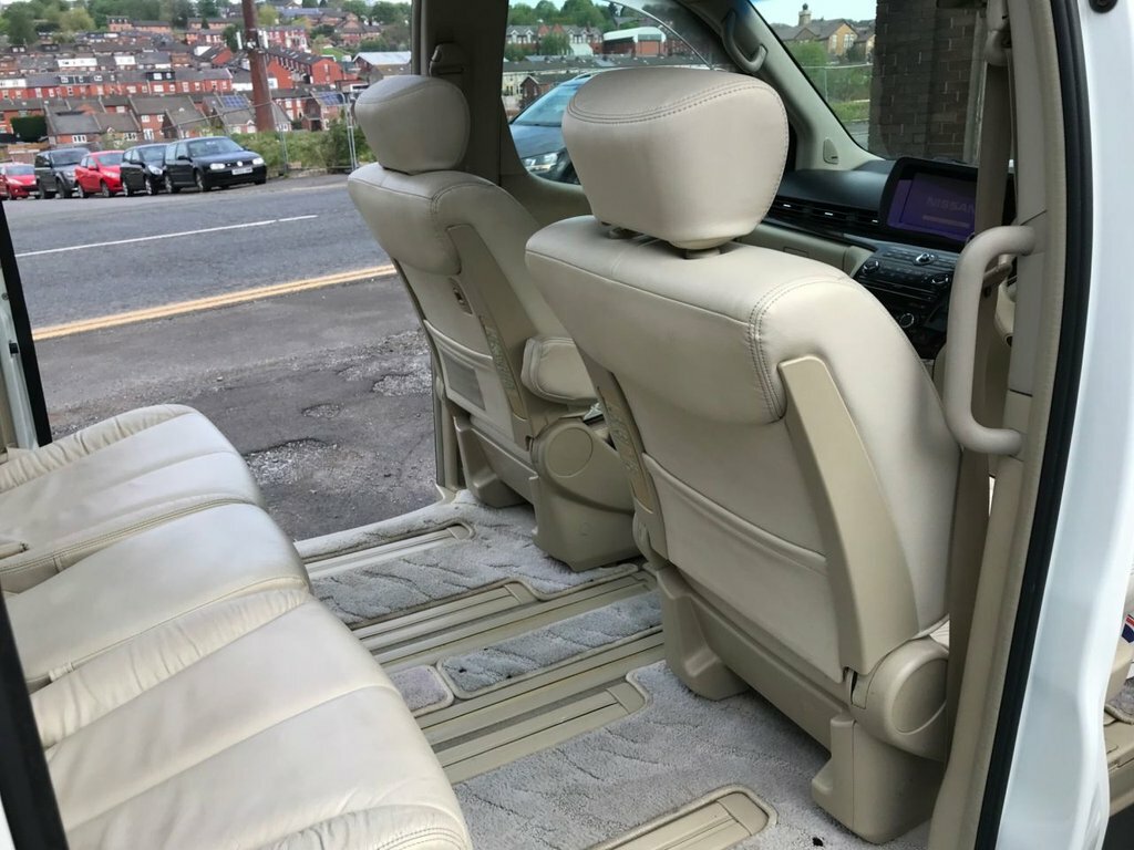 Nissan Elgrand Automatic #30