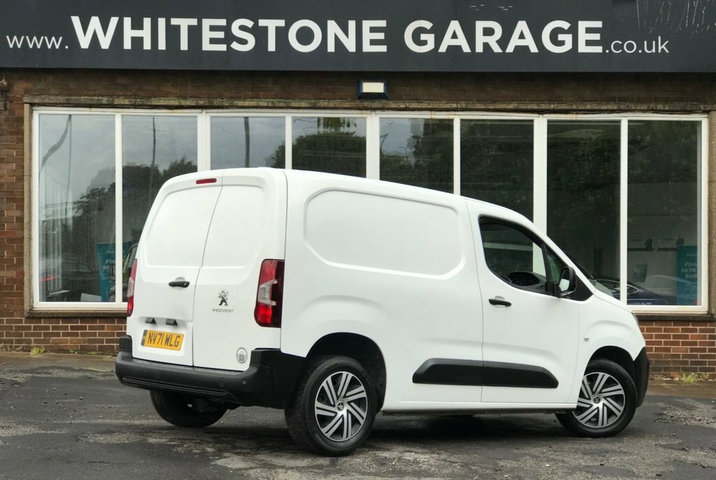 Peugeot Partner 1.5L Professional Premium NV71WLG White #5