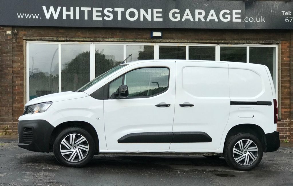 Peugeot Partner 1.5L Professional Premium NV71WLG White #6