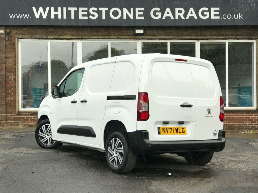 Peugeot Partner 1.5L Professional Premium NV71WLG White #4
