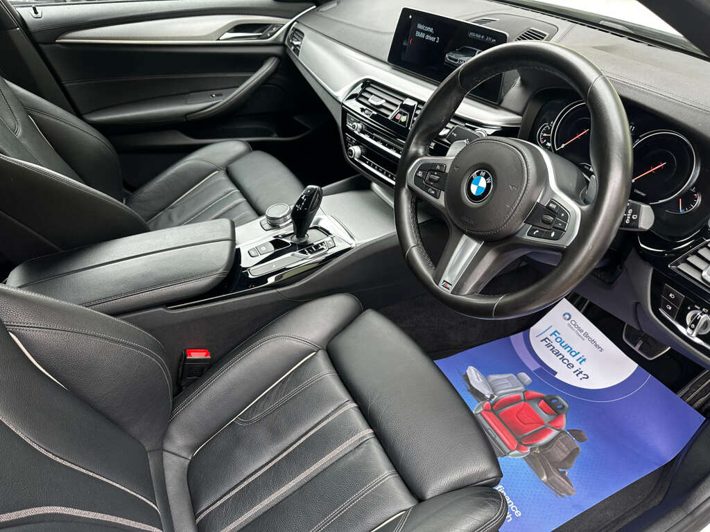 BMW 5 Series Estate 2.0 520D Xdrive M Sport 4Wd 2018 YA18WBL White #2