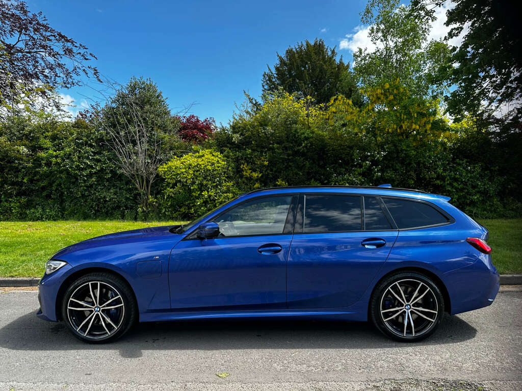 BMW 3 Series Estate 2.0 330E M Sport 2021 LO21OFB Blue #4