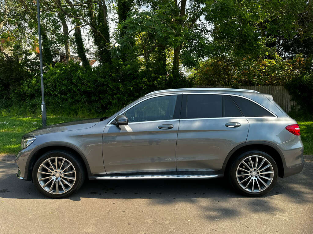 Mercedes-Benz GLC Class Suv 2.1 Glc250d Amg Line Premium Suv VU16MXS Grey #5