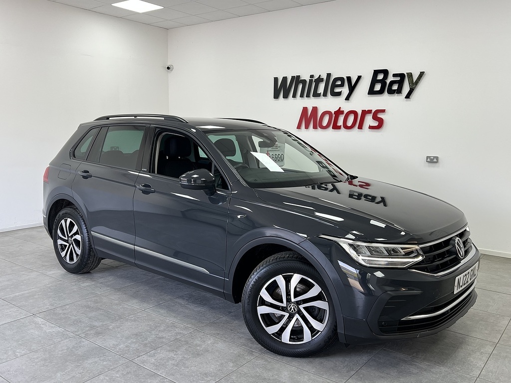 Volkswagen Tiguan Tsi Active Grey