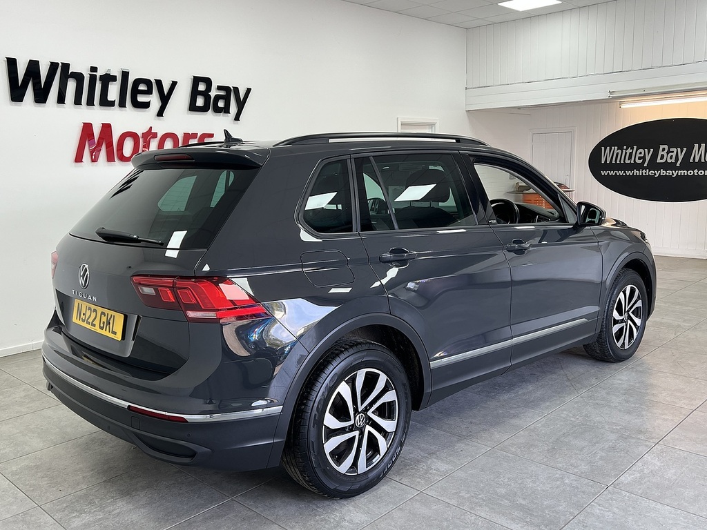 Volkswagen Tiguan Tsi Active NJ22GKL Grey #3