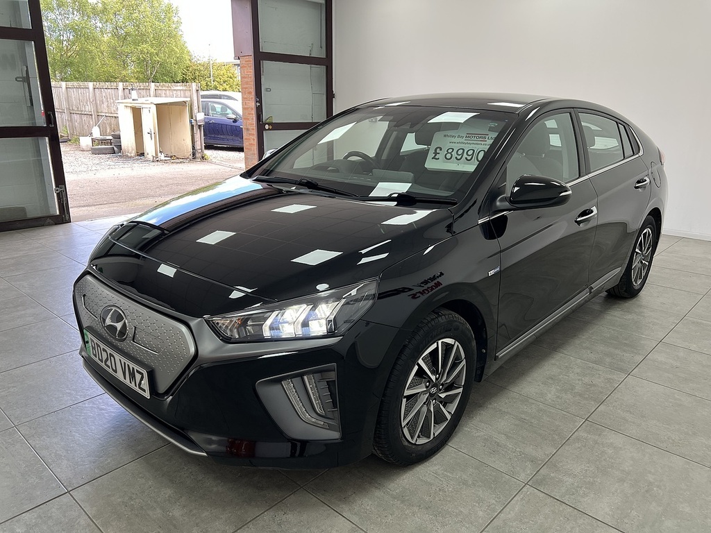 Hyundai Ioniq Premium Black #6
