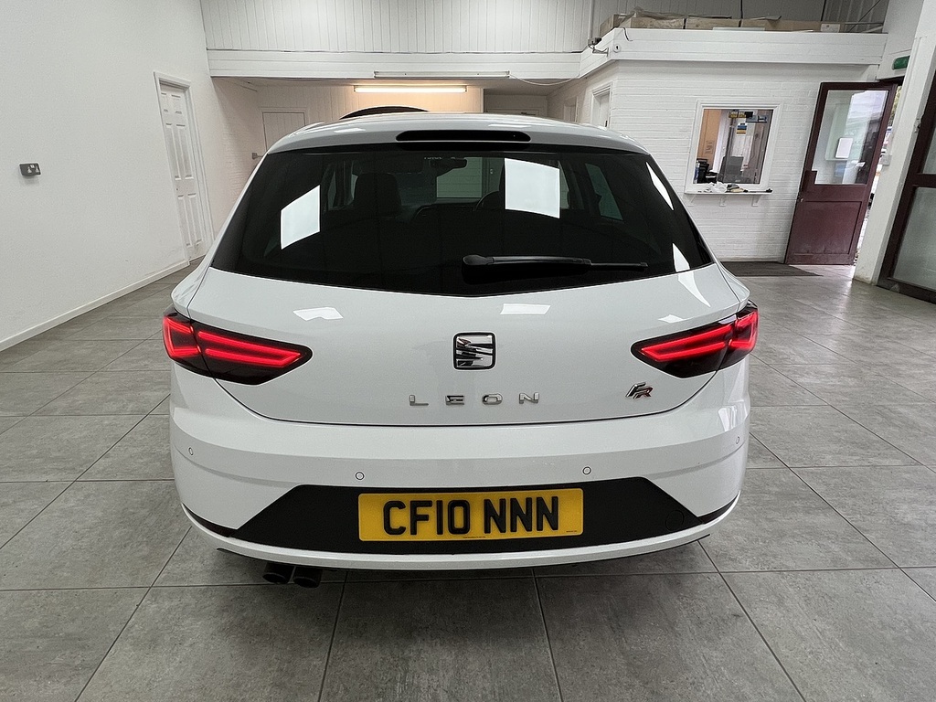 Seat Leon Tsi Fr Technology White #4