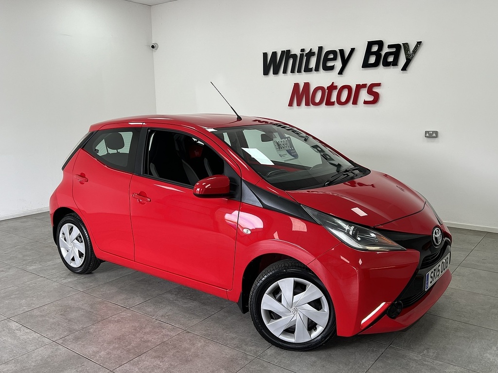 Toyota Aygo Vvt-i X-play Red