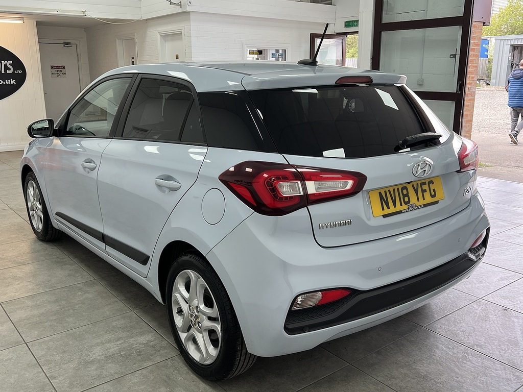 Hyundai I20 Premium Nav NV18YFG #5