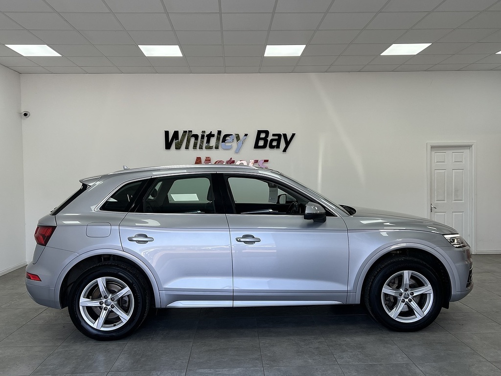 Audi Q5 Tdi Sport YW67CCN Silver #2