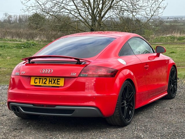 Audi TT 2.0 Tdi Black Edition Quattro Euro 5 Red #5