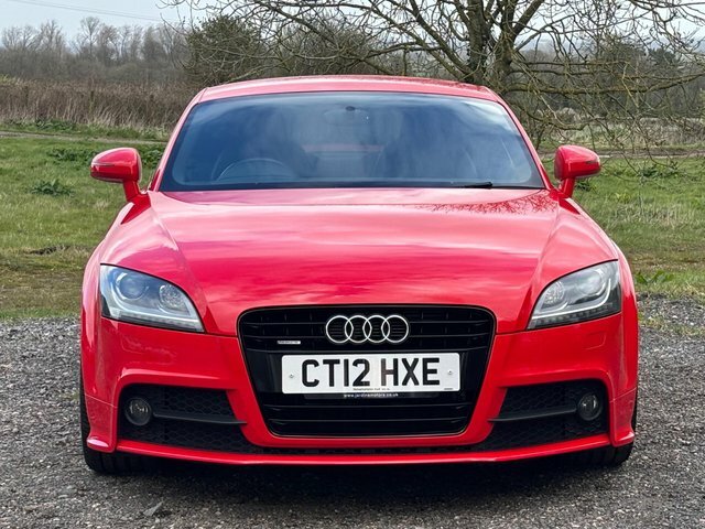 Audi TT 2.0 Tdi Black Edition Quattro Euro 5 Red #3