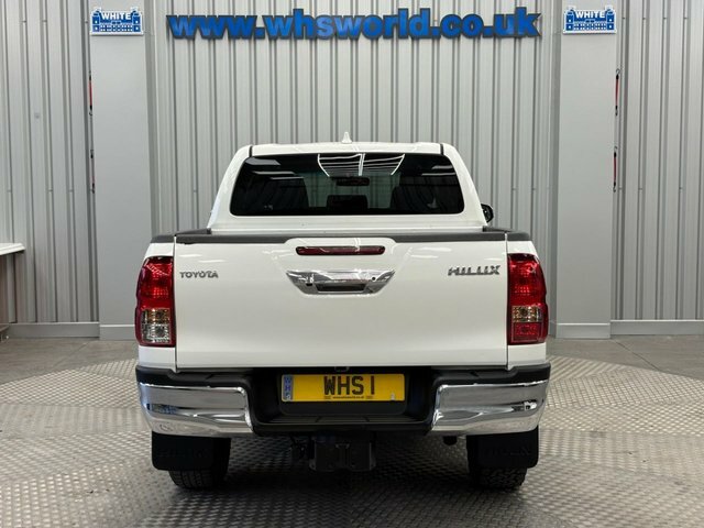 Toyota HILUX 2023 2.4 D-4d 150 Bhp Icon Dcab Pickup 4Wd White #5