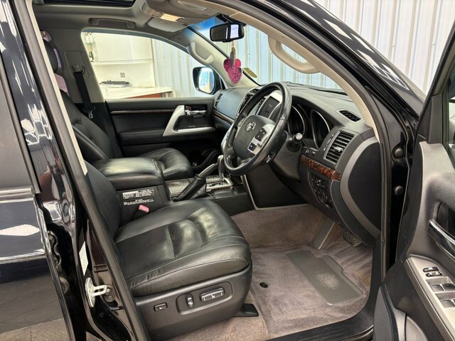 Toyota Land Cruiser V8 4.5 D-4d V8 White #7