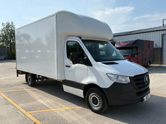 Mercedes-Benz Sprinter 2021 2.1 Cdi 143 Bhp 314 L3 Luton Rwd Euro White