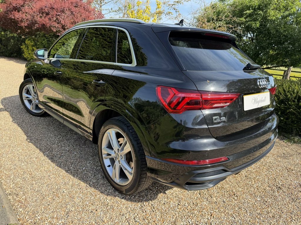 Audi Q3 2L S Line VO19BYJ Black #6