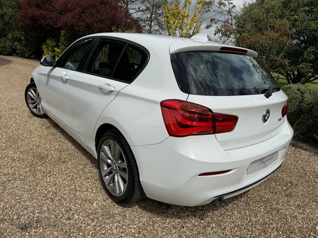 BMW 1 Series 118I Sport FD68OAY White #6