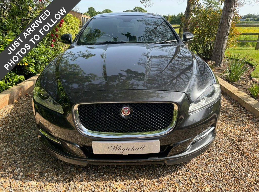 Jaguar XJ 3L Portfolio Grey