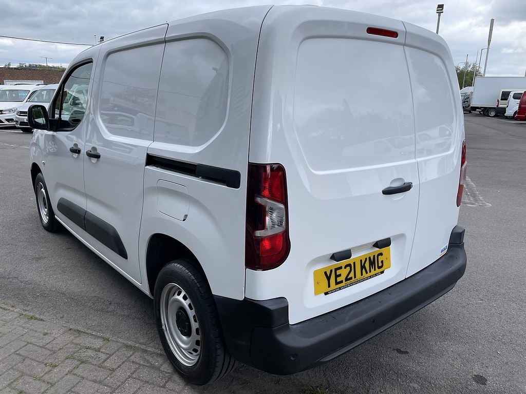 Citroen Berlingo 1.5 Bluehdi 650 X M Panel Van Sw YE21KMG White #6