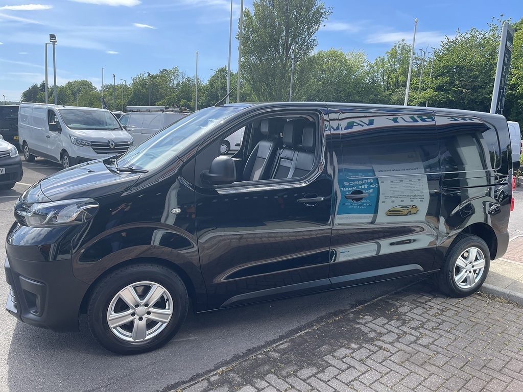 Toyota PROACE 2.0D Icon Medium Panel Van 6Dr Mwb E Black #6
