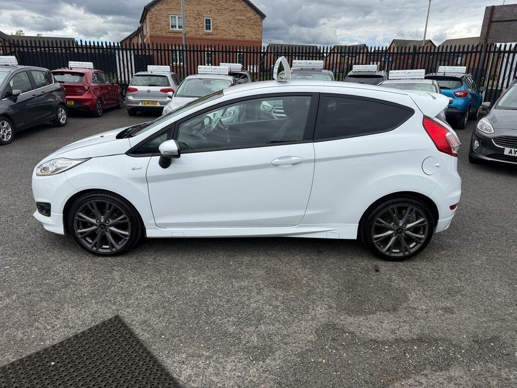 Ford Fiesta 1.0T Ecoboost St-line Euro 6 S S BK17DJU White #2