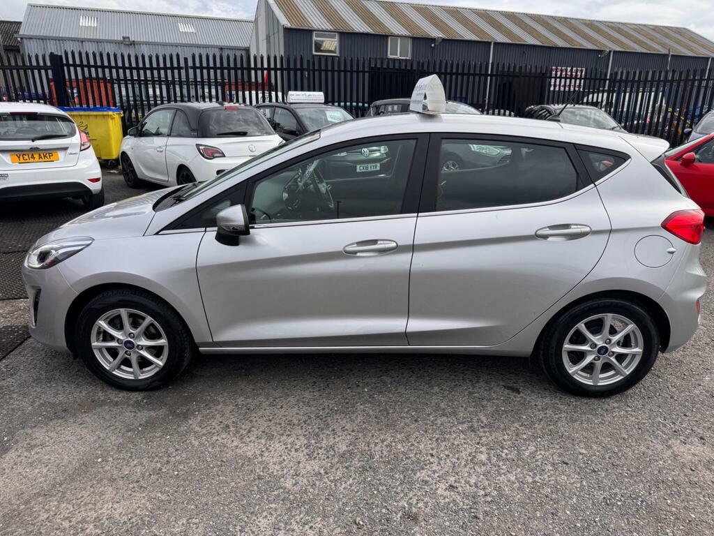 Ford Fiesta 1.1 Ti-vct Zetec Euro 6 S S MT67EWG Silver #2
