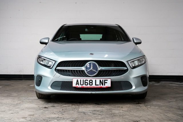 Mercedes-Benz A Class 2018 1.5 A180d Sport Executive Hatchback Die AU68LNF Silver #2