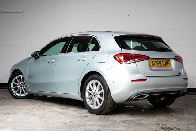 Mercedes-Benz A Class 2018 1.5 A180d Sport Executive Hatchback Die AU68LNF Silver #3