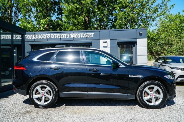 Jaguar F-Pace 2019 2.0 D180 Portfolio Suv Awd Eu VX19YEC Black #3