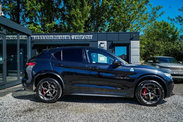 Alfa Romeo Stelvio 2019 2.9 V6 Bi-turbo Quadrifoglio Suv A Black #2