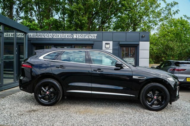 Jaguar F-Pace 2022 2.0 D200 Mhev R-dynamic S Suv YK22SYY Black #3