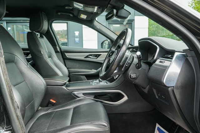 Jaguar F-Pace 2022 2.0 D200 Mhev R-dynamic S Suv YK22SYY Black #2