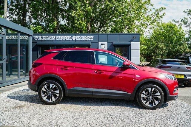 Vauxhall Grandland X 2018 1.2 Turbo Sport Nav Suv Eur YY18CKV Red #3